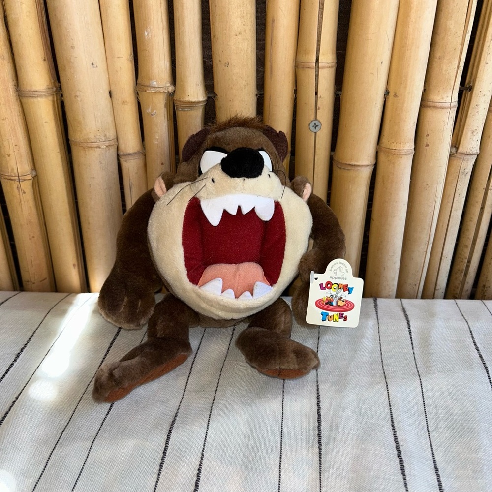 Vintage Taz Tasmanian Devil Looney Tunes 1996 Applause ~9" Plush Stuffed Animal